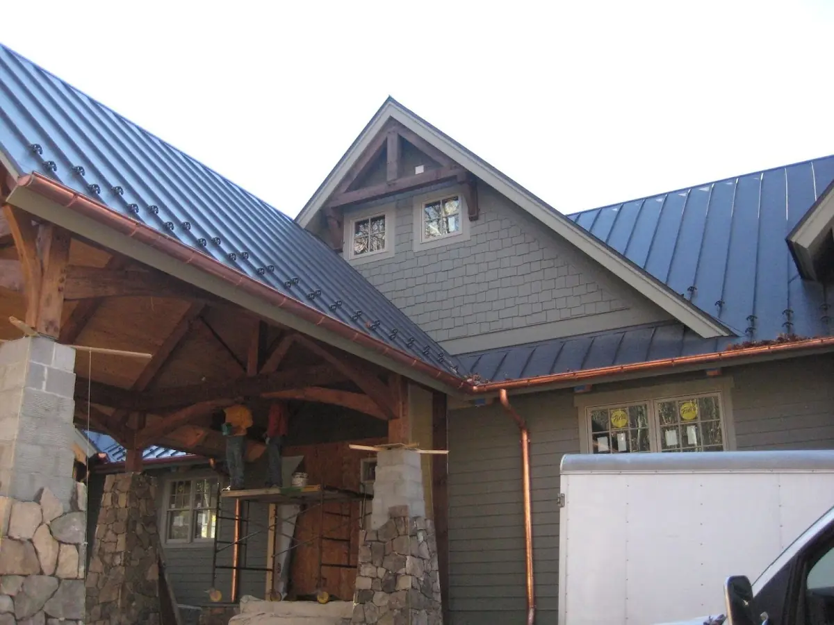 Craftsman Roofing team delivering quality roofing work in Rosemont